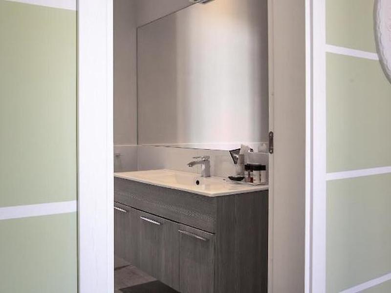 3FA2C68D0787C68D80A9F9D730F89FA7