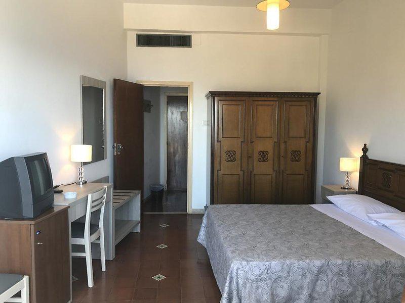 DEB585F35B0633B582E7488F7A300DAB