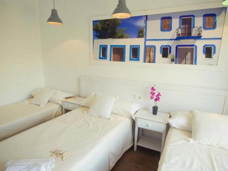 Sunset Ibiza Hostal