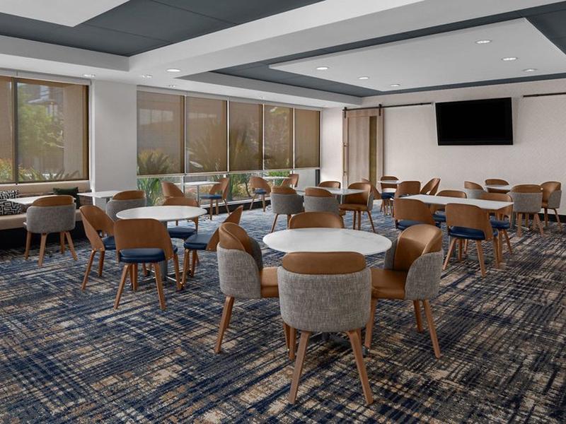 E337648986DC16A178C84534A36FBC53