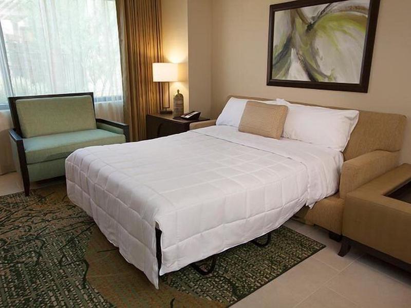 7077206A8E1EA36E9AAB67A566D2066F