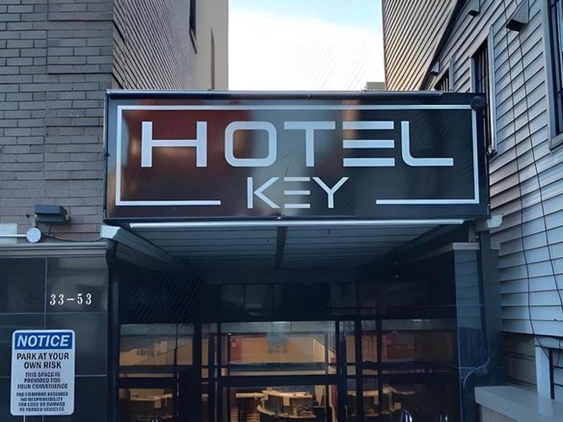 9521FDAA3FE7485CC6DBC47D9EA86ED4