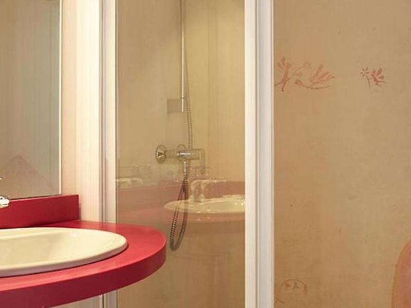 2054DE9BD4348488BD41EB312CA2250D