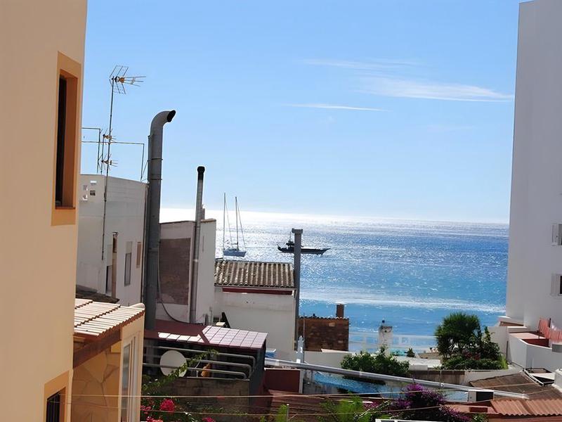 D3727D03C7548CF86AAD8FC5F5B18E6E