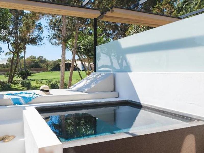 8DEBC52C7C87B9060F63678889D71DA6