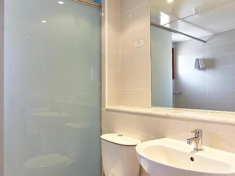 79259ED2484A5DE4F094A4D3B9911787