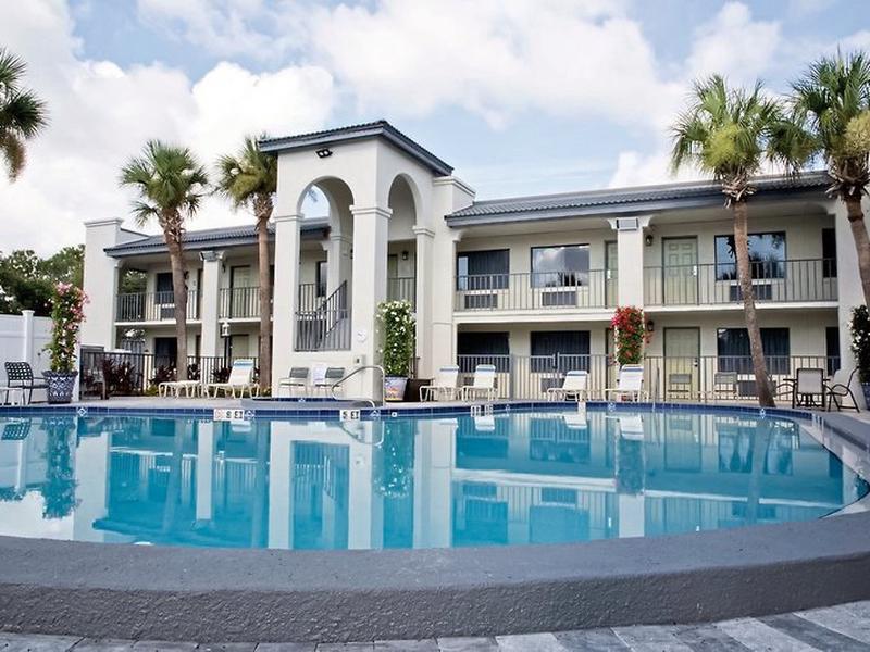 D3B271E06D1289BC235F6BBEA736D398