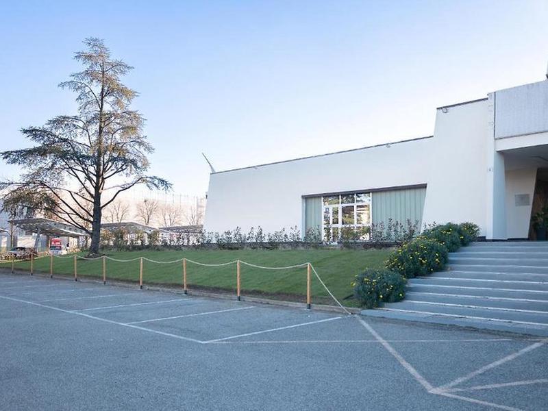 26E04E25876D7AD5DDED8F5D3733FFBB