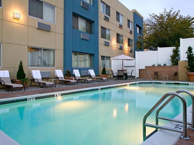 07DC1B5F4CA2CBBB9F1330F0FF0ED8BE