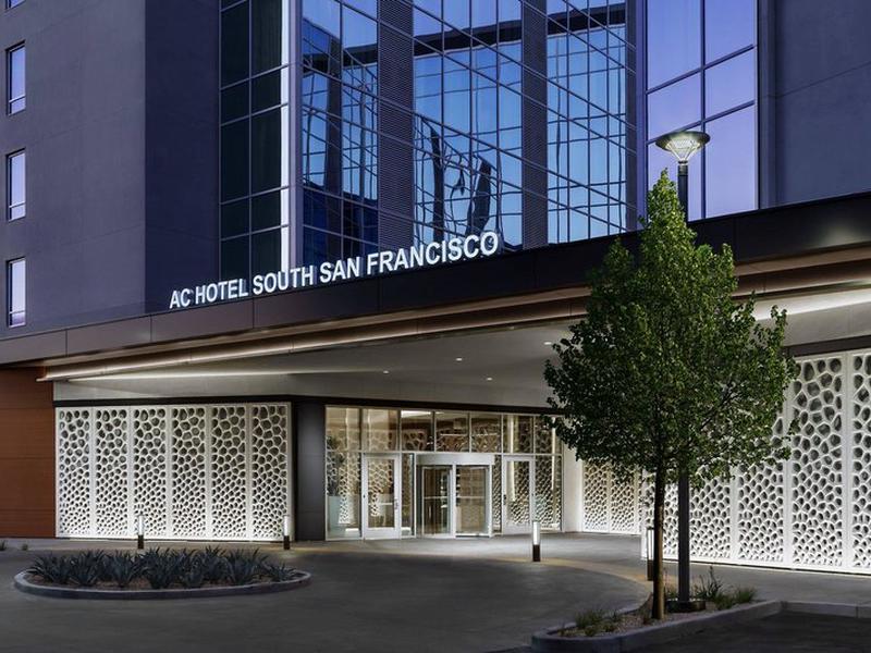 E9C432B99A034213F3A7D67B8E4B34AC