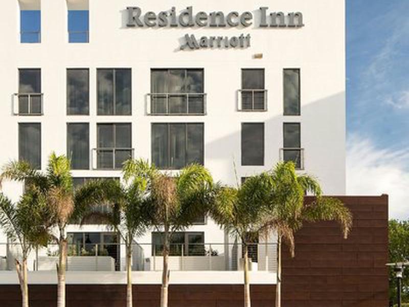 40B3E84E1E7F5F56D75AFCC61FDBD698