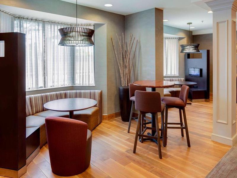 D23CBFEDEA1762F8EBCB0F45FE90BF5C