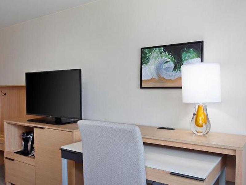 Holiday Inn Los Angeles International Airport