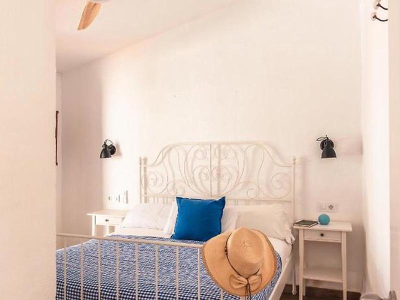 19DFF095023B43A6E2A55D10D401BC7E