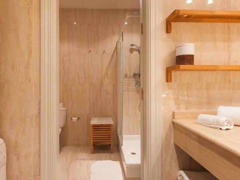 5B80E36432E0FA46C4A1D33B4BFEBC26