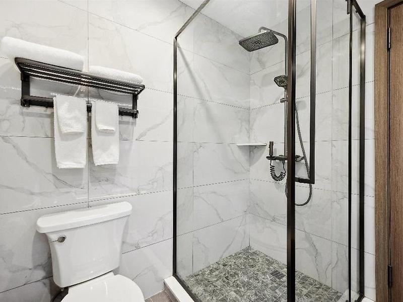 542B4DEF94018981B1B7A45ED7134941