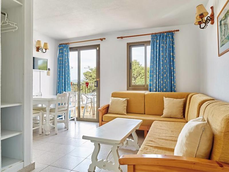 A4858E64368E77BAEF8DC50E79382A13