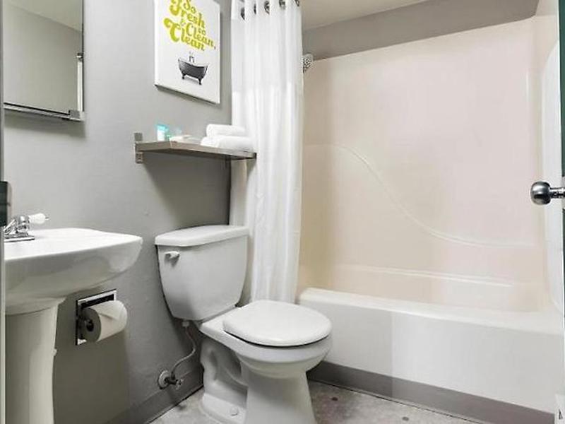 F7F1A8B2149C4E5D1BC58640E7B295EC