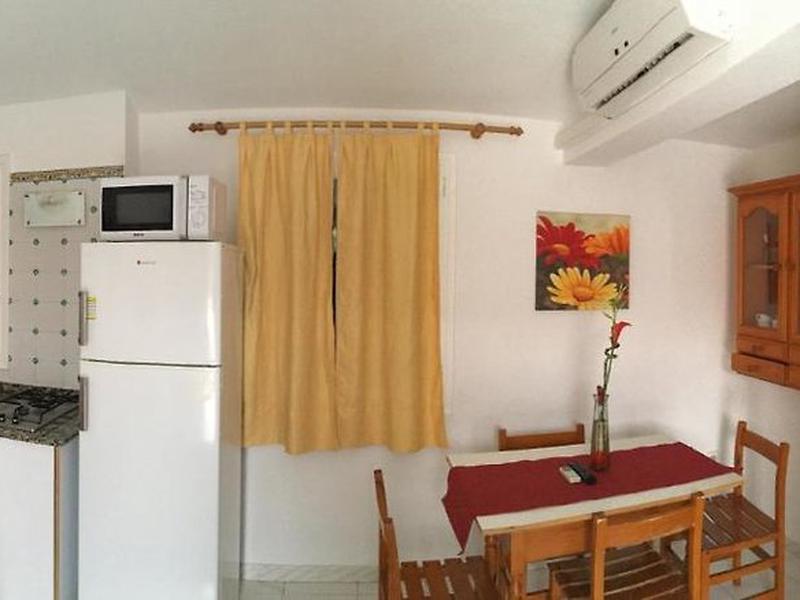 64A4016DDA288AEE3C6C9AAB94ABF4EA