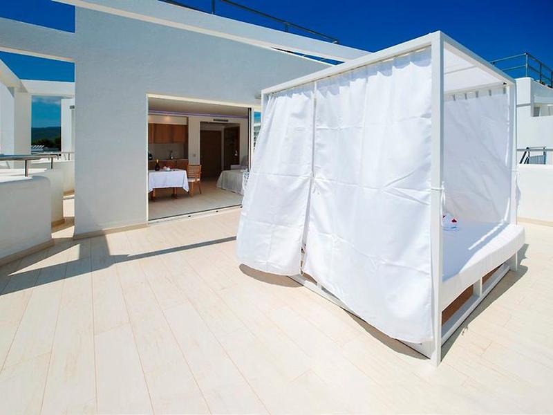 4CE4D67A776B721A7412268B7DC862A3