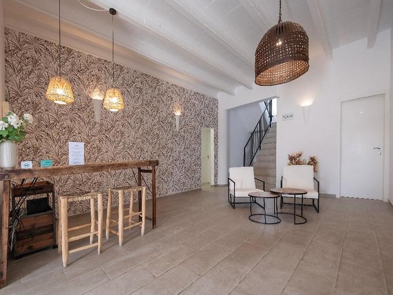 Castell de Lô Hostal