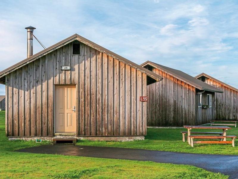 6E0D2A905D862C969545C70ABF2E61AC