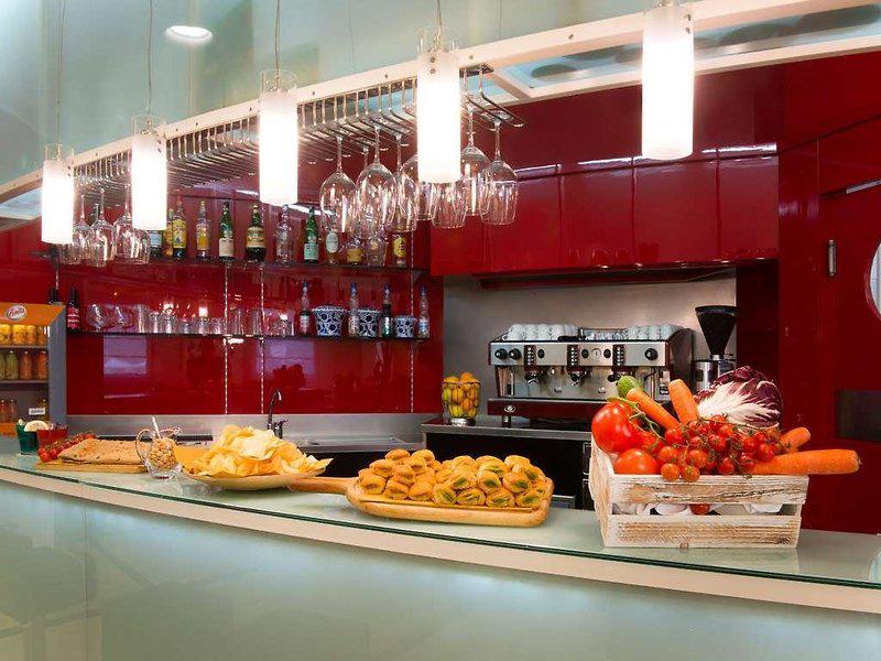 87DC46A676B1D54818E67F573671B0E8