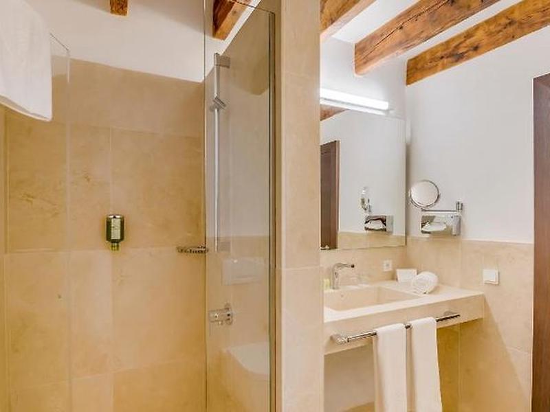 0C80B12B6F5240420654950F25F6D594