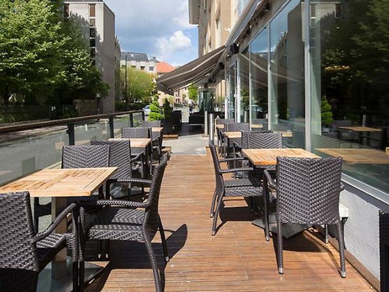 A72DAF2B87C4C4EE3ABC724579A5D6F6