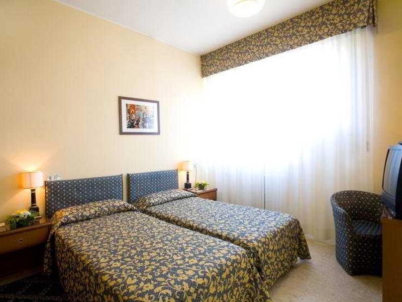 C098ECB66B86C172123F00B395B900EB