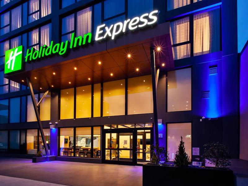 Holiday Inn Express NYC Brooklyn - Sunset Park by IHG
