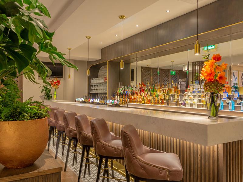 DF95581C35FE3A2C420D21EBB724A2FB