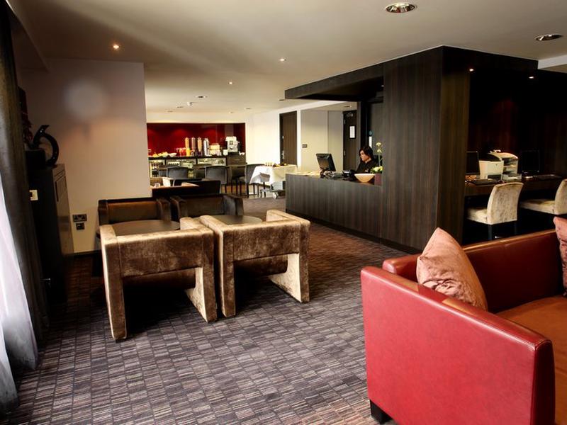 9FE3D094AB1A19B23F433E98ACCBEDBC