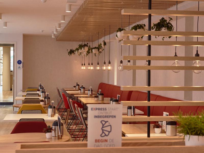Holiday Inn Express Amsterdam - City Hall by IHG