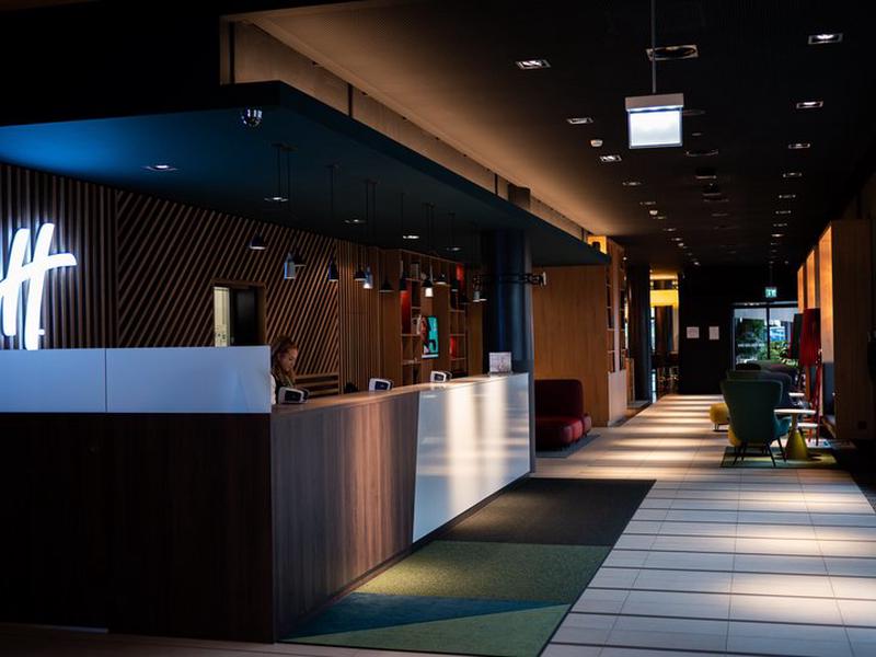 0FCFD0317DAB0A664250D279D0C99EA6