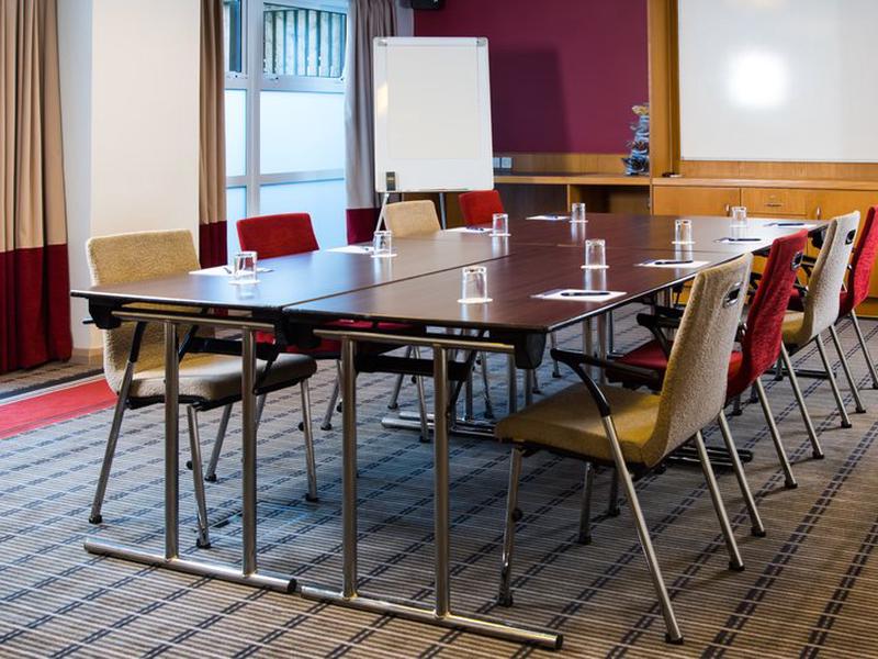 6E0999B5E0E573D7B7C4D8199143EEC5