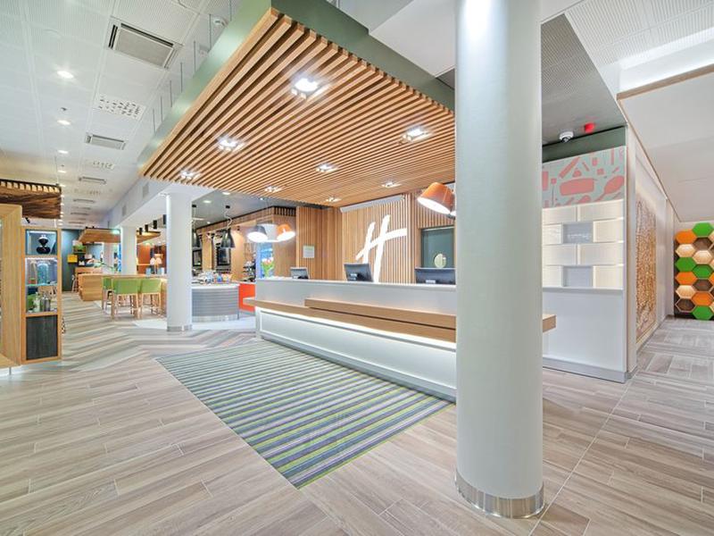 45B495676A3584957965E12859910C14