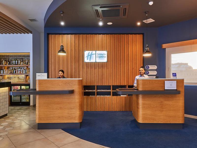 D15727445EC5A1479EE7880F08B64B97
