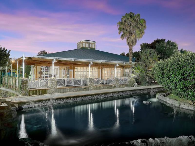 A96D54718F5BB11E5852F89CD1A68013