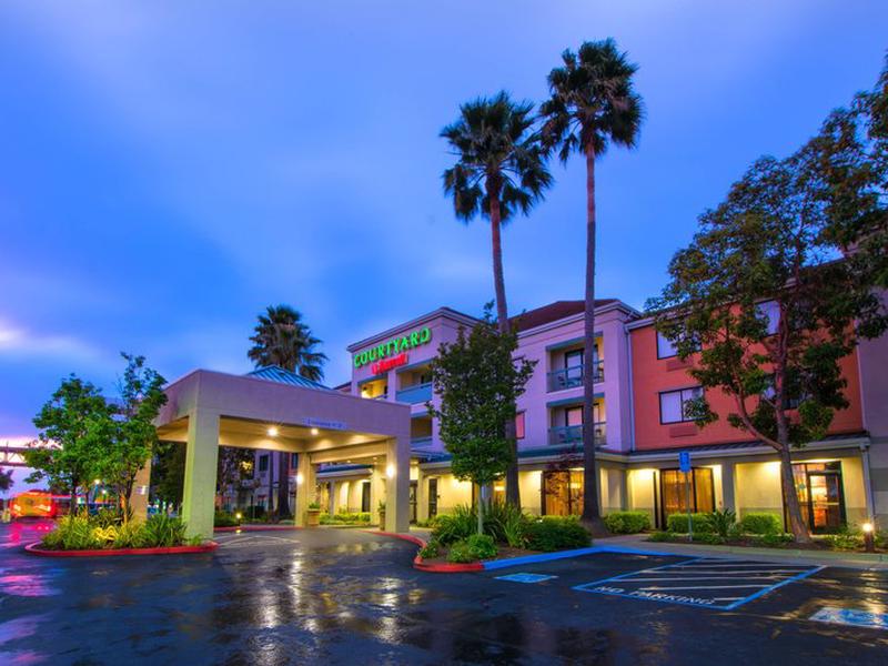 ECF7E137022DEDE6E0BC7E9715CC2771