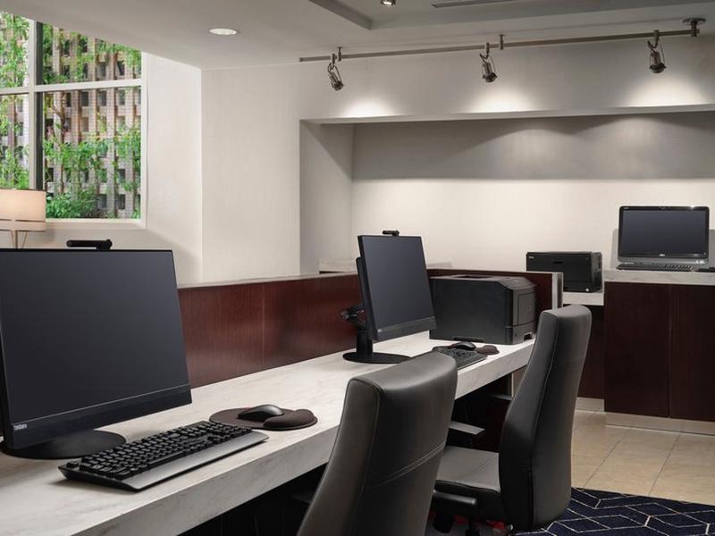 34DB92DAB4D6AF3ACC51F7667ABC5DE2