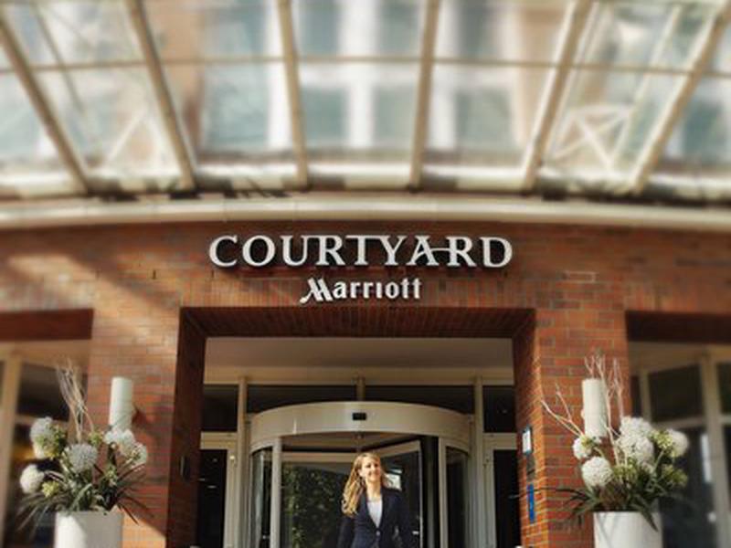 DC2CB1AEC03D0C2F79B67065572F6291