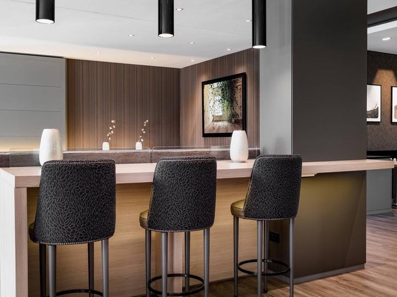 7BC260421F755941E963CD44B248E12B