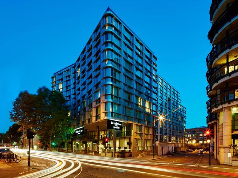 AE32B853581883A8530F366FE17FA0BD