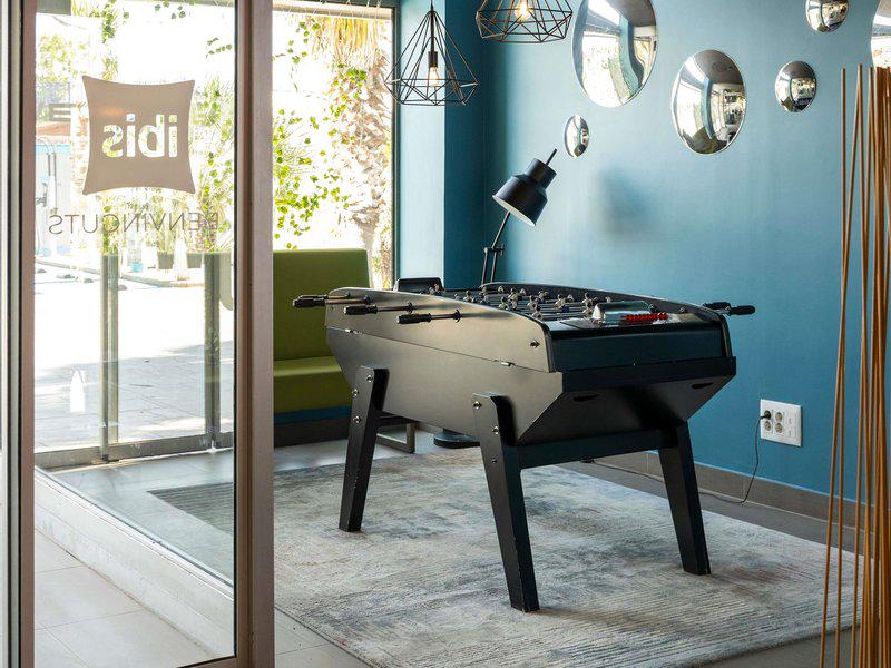 33C8C23E0A5D8EED25A768A452D52240