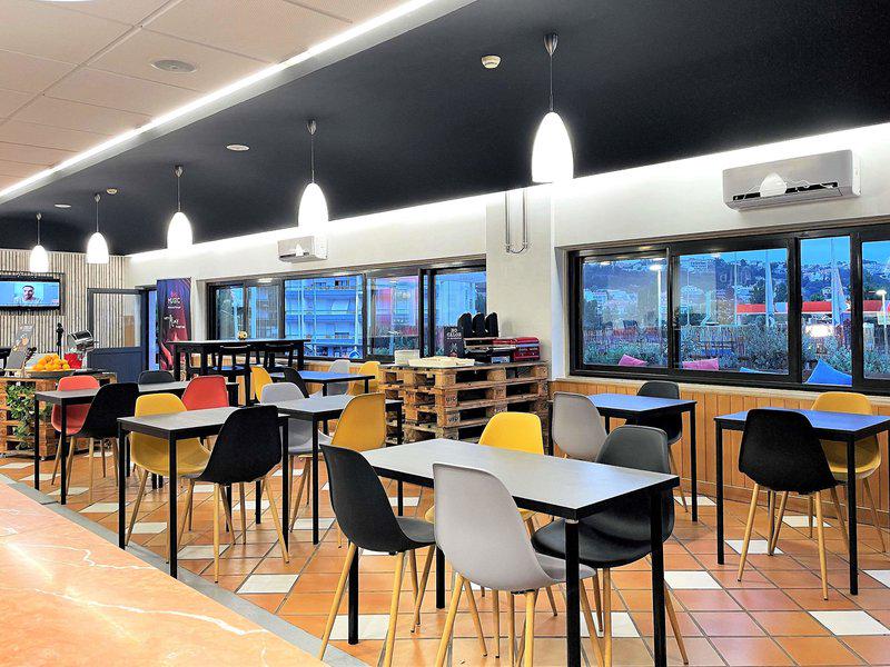 8C4019A25718DFD6278D12F1BC7C1767