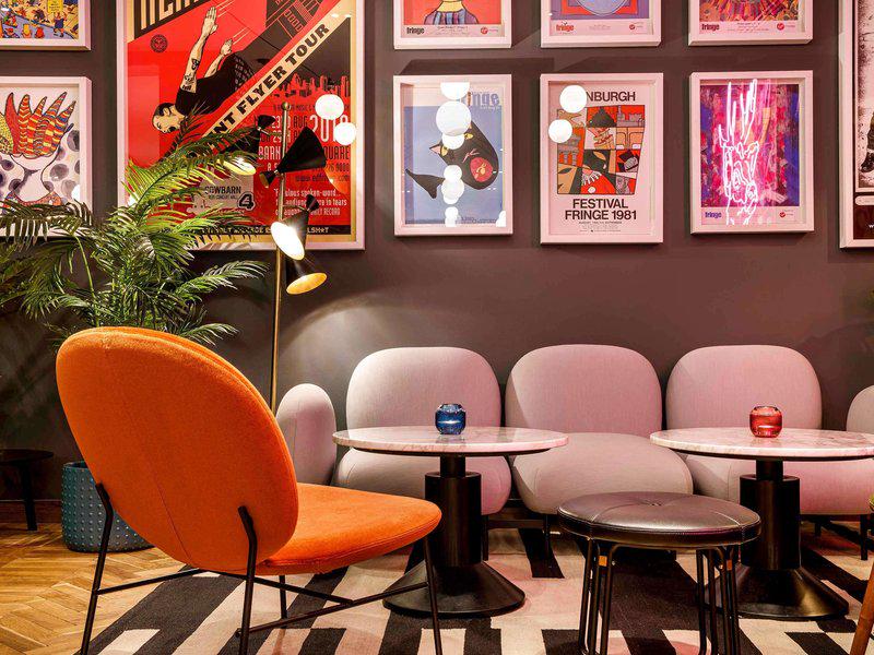 11E0C3C8EBEBB4AFCE5F14A2C486581D