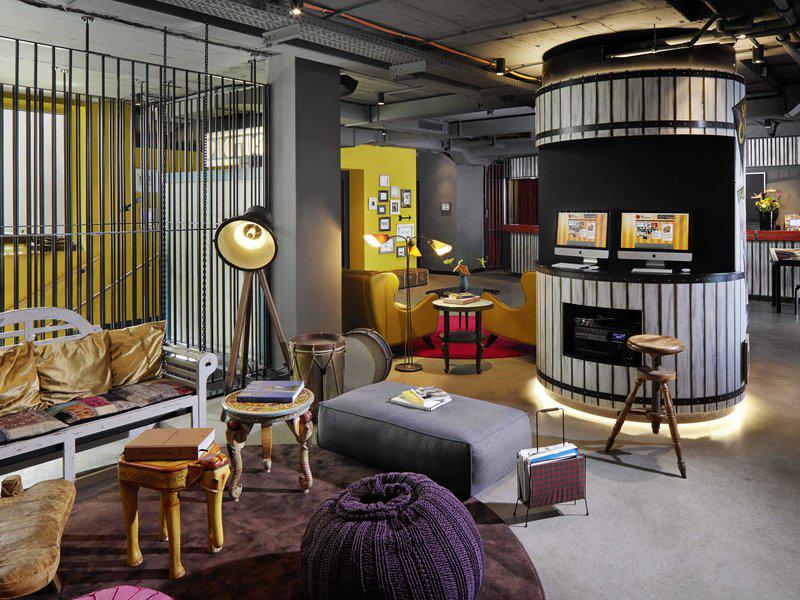 FE5D8747CD7C32938CD9C01D57EABA10