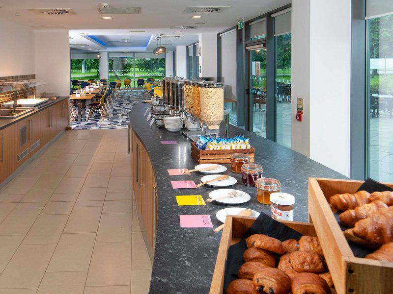 DCC0CA9E3ACCAB065AA16B9D15B7AE7D