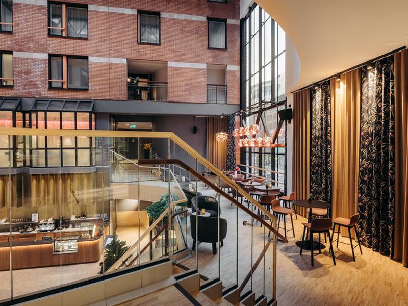 7EE2B240DA2DB29179494D0393ED036D